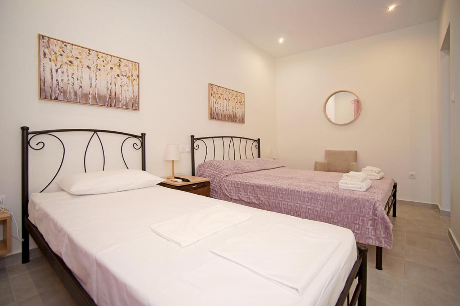 Karnagio Rooms Kyparissia Dış mekan fotoğraf