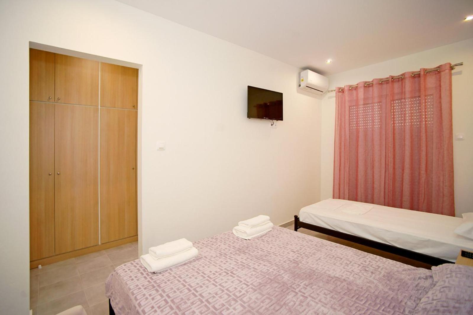 Karnagio Rooms Kyparissia Dış mekan fotoğraf