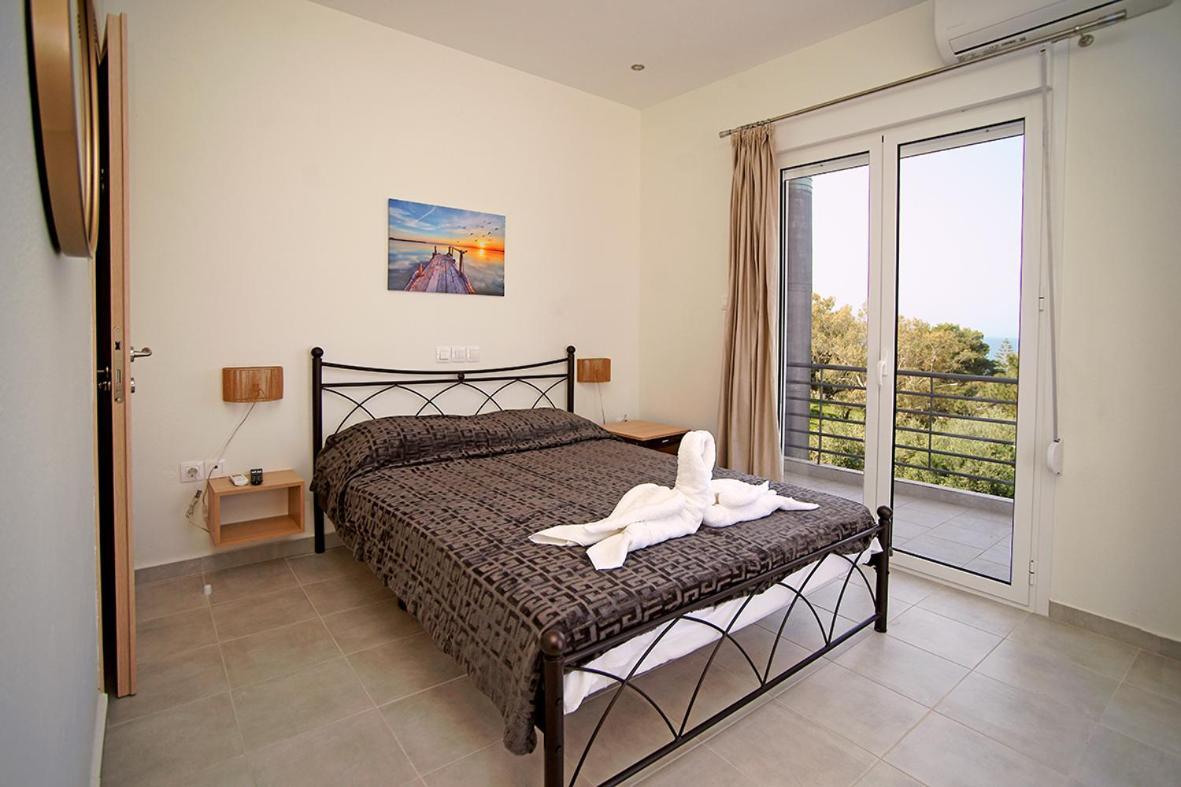 Karnagio Rooms Kyparissia Dış mekan fotoğraf